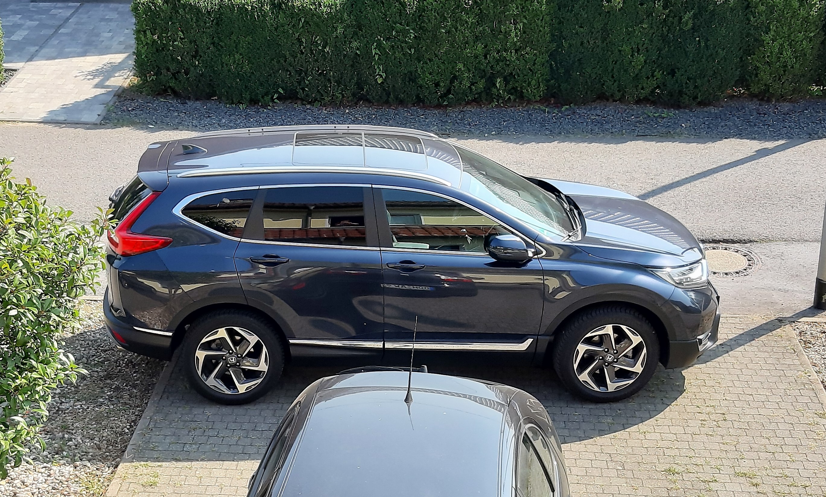 Honda CR-V 1.5 VTEC Turbo AWD Executive (Typ RW2, BJ 2019), Cosmic Blue Metallic